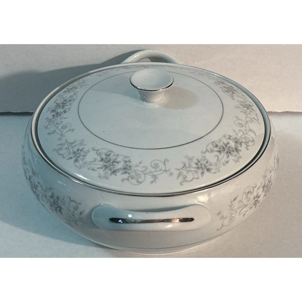 Camelot elegant vintage